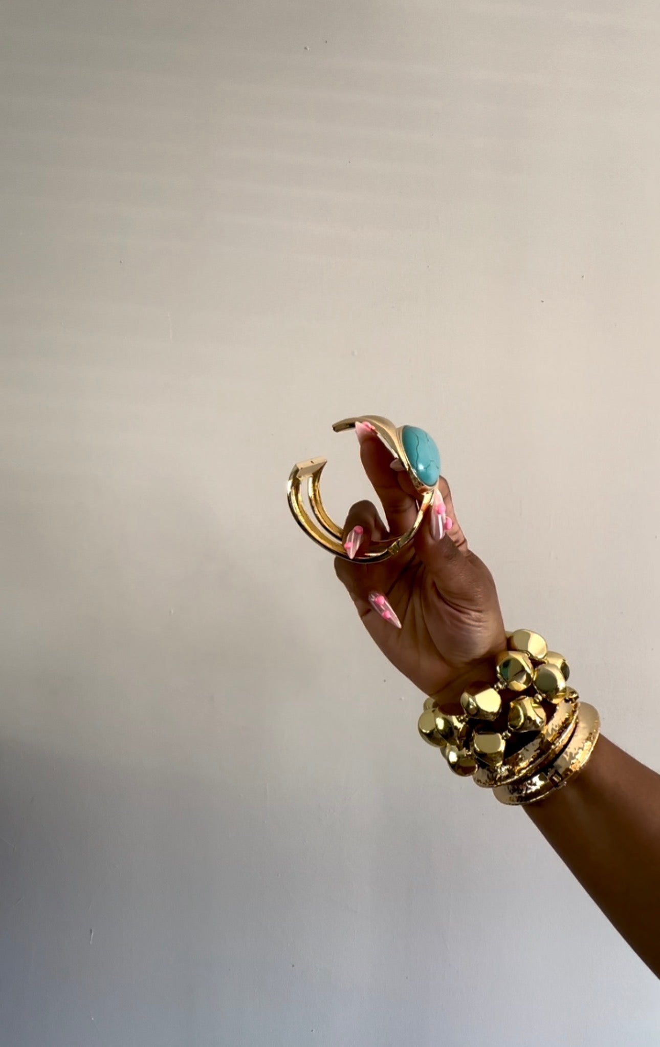 Turquoise Gold Openable Bracelet