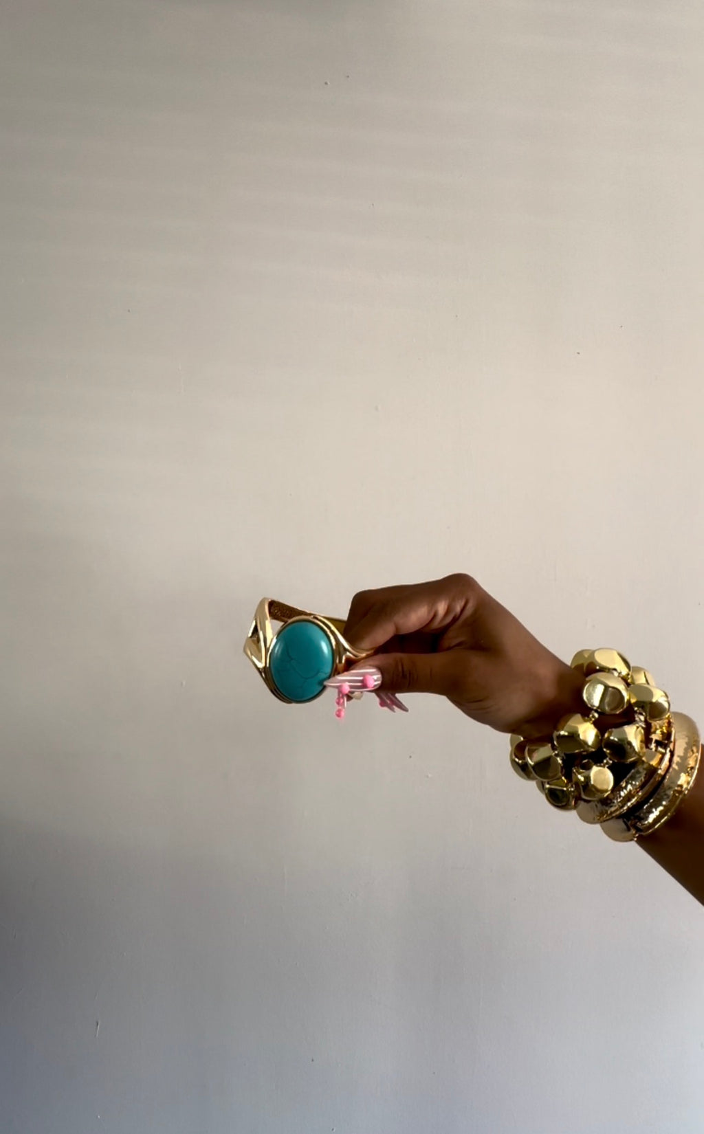 Turquoise Gold Openable Bracelet